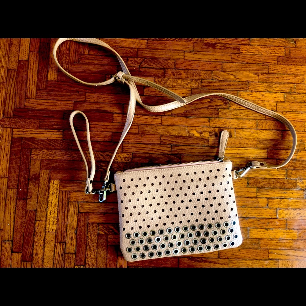 Beige shiraleah purse